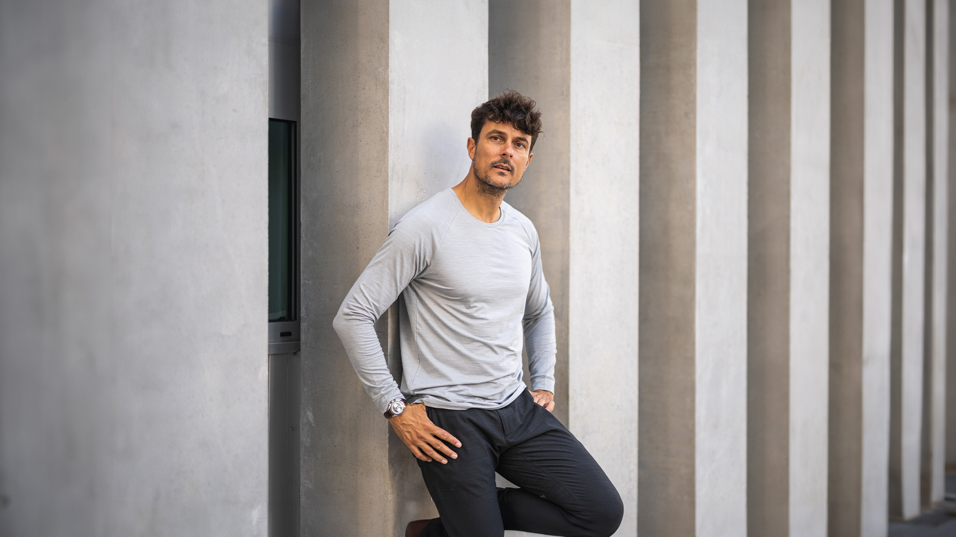 ACTION MERINO RAGLAN LONG SLEEVES